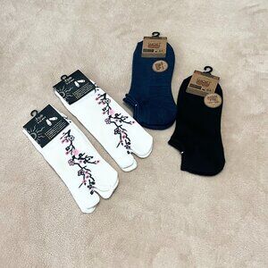 Women’s Tabi Socks and Men’s Ankle Socks